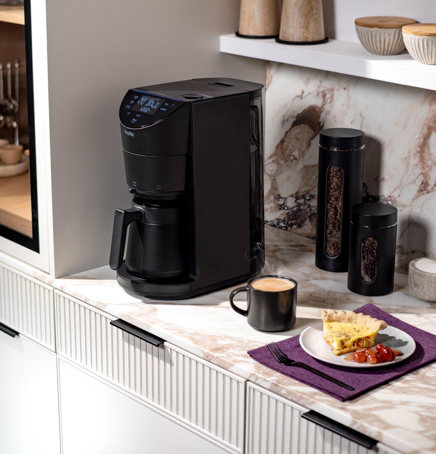 P7CGAAS6TBB GE Profile™ Smart Grind and Brew Coffee Maker with Podless Single Serve