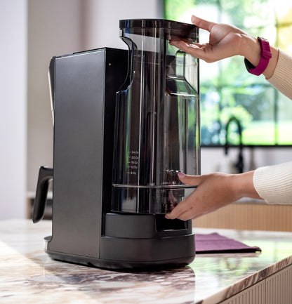 P7CGAAS6TBB GE Profile™ Smart Grind and Brew Coffee Maker with Podless Single Serve