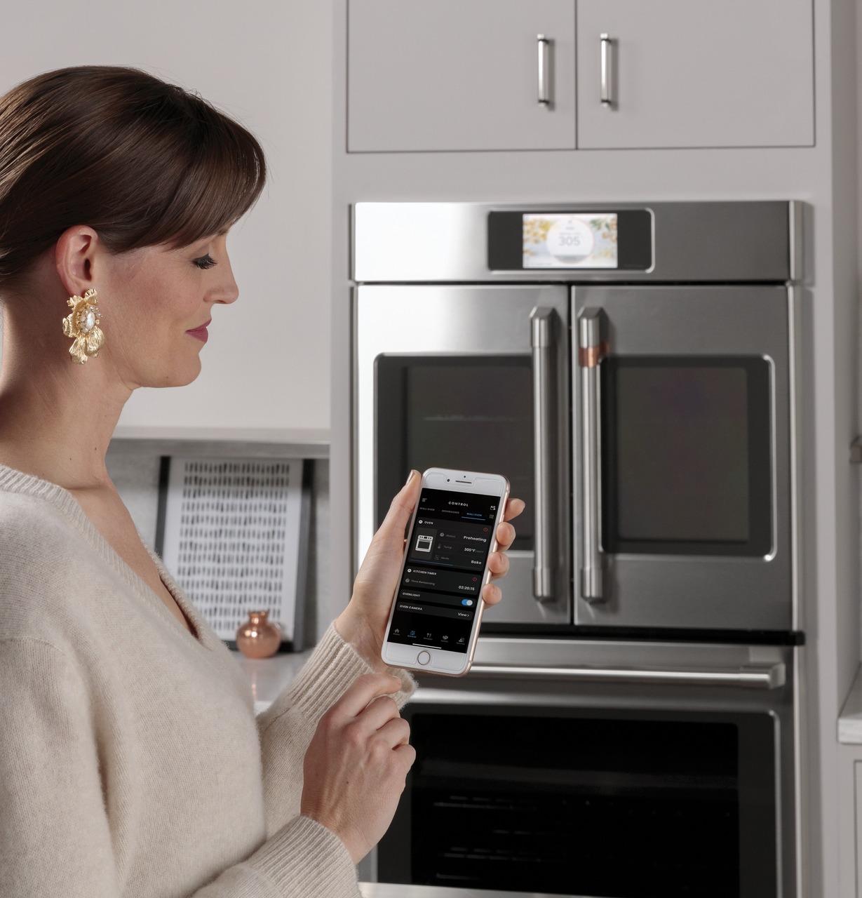 Cafe CTS90FP2NS1 CAF(EBACK)™ Professional Series 30 Smart Built-In Convection French-Door Single Wall Oven