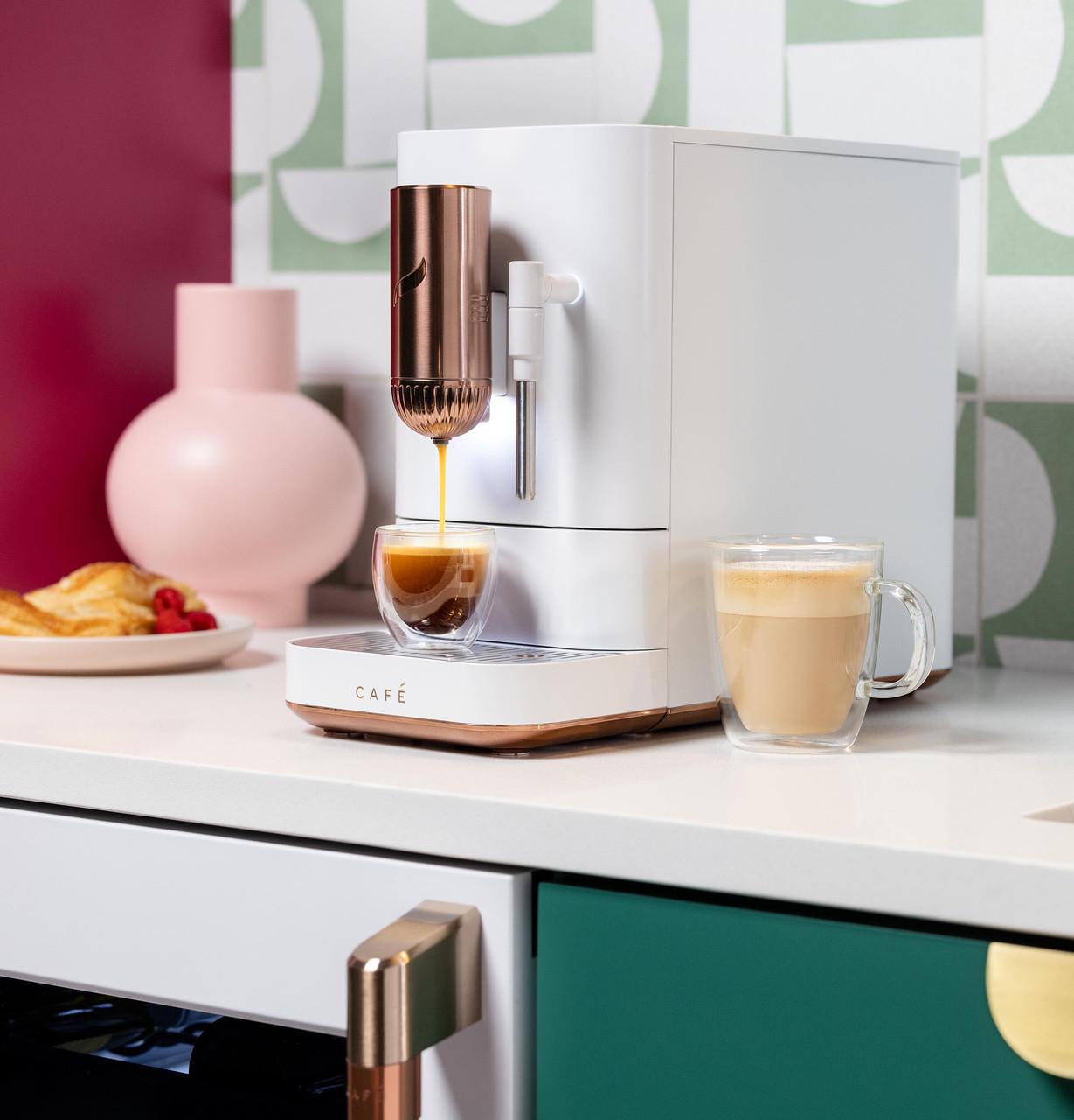 Cafe C7CEBBS4RW3 CAF(EBACK)™ AFFETTO Automatic Espresso Machine + Frother