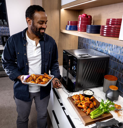 P9SBAAS6VBB GE Profile™ Smart Indoor Pellet Smoker