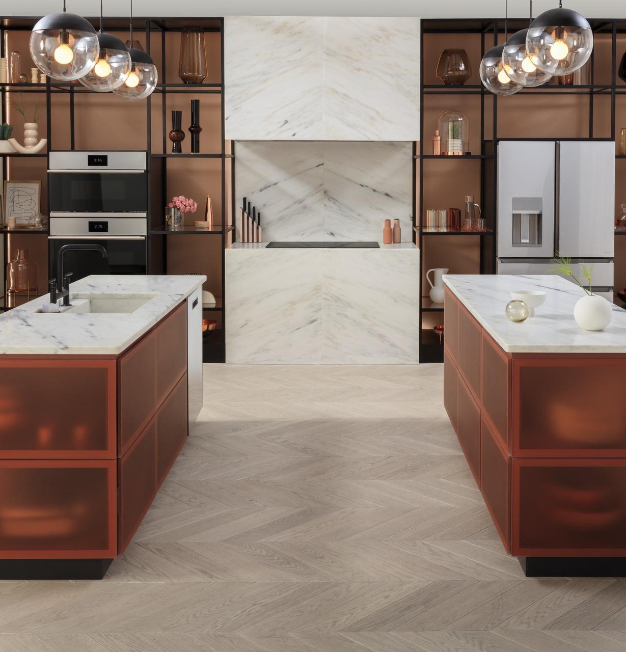 Cafe CTS70DM2NS5 CAF(EBACK)™ 30 Smart Single Wall Oven with Convection in Platinum Glass