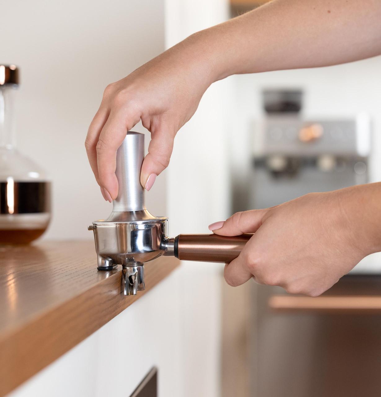 Cafe C7CESAS2RS3 CAF(EBACK)™ BELLISSIMO Semi Automatic Espresso Machine + Frother