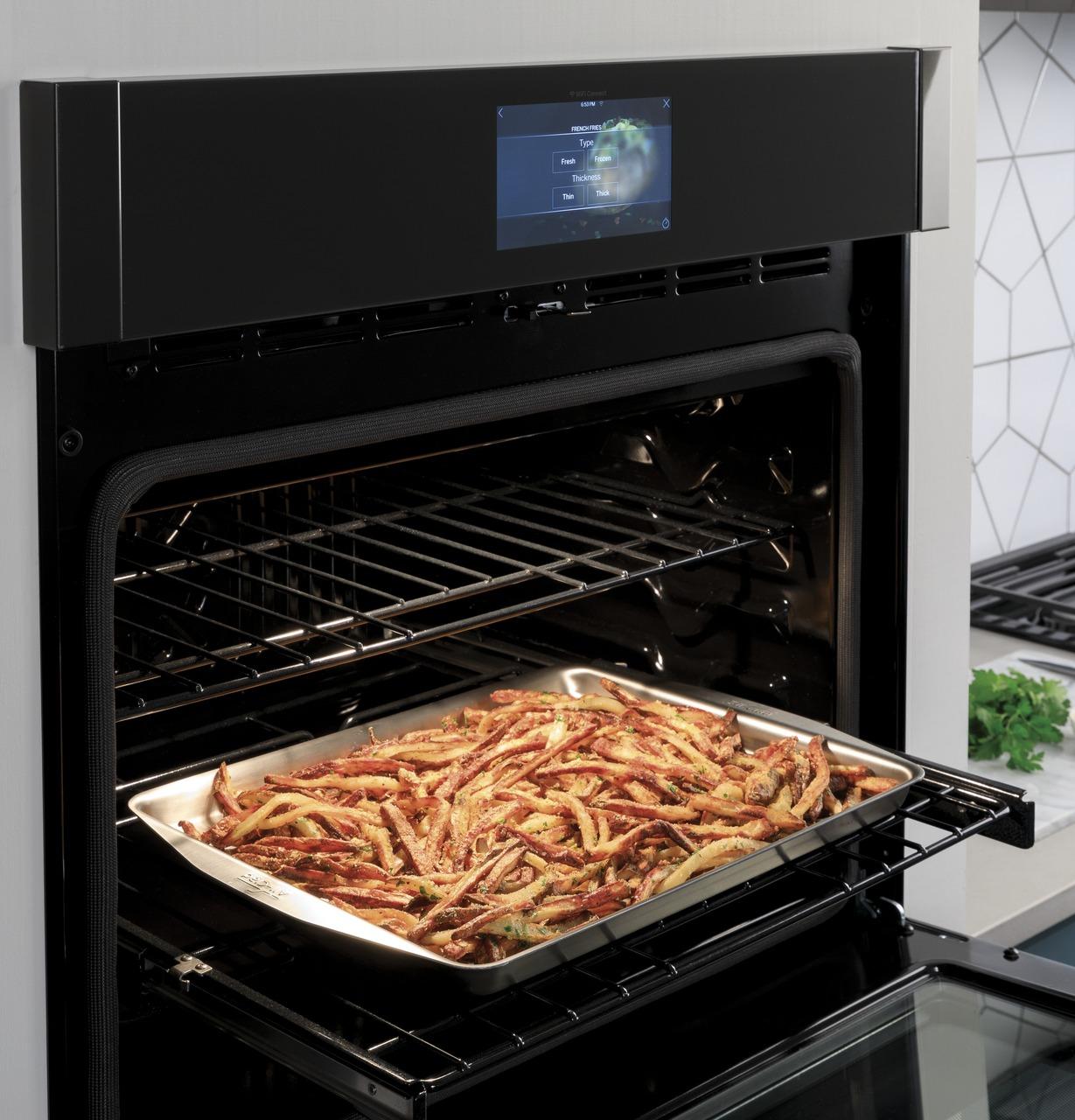 Cafe CTS90FP3ND1 CAF(EBACK)™ Professional Series 30 Smart Built-In Convection French-Door Single Wall Oven