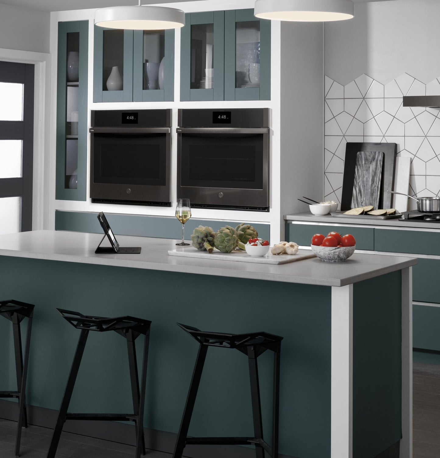 PTS7000BNTS GE Profile™ 30 Smart Built-In Convection Single Wall Oven with No Preheat Air Fry and Precision Cooking