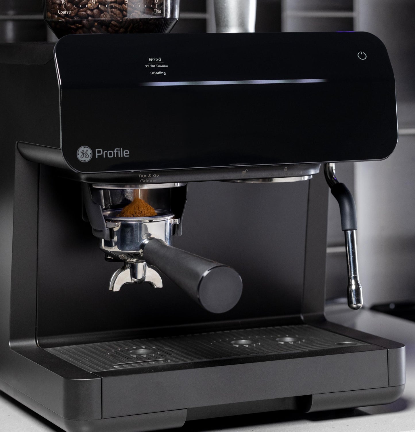 P7CESAS6RBB GE Profile™ Semi Automatic Espresso Machine + Frother