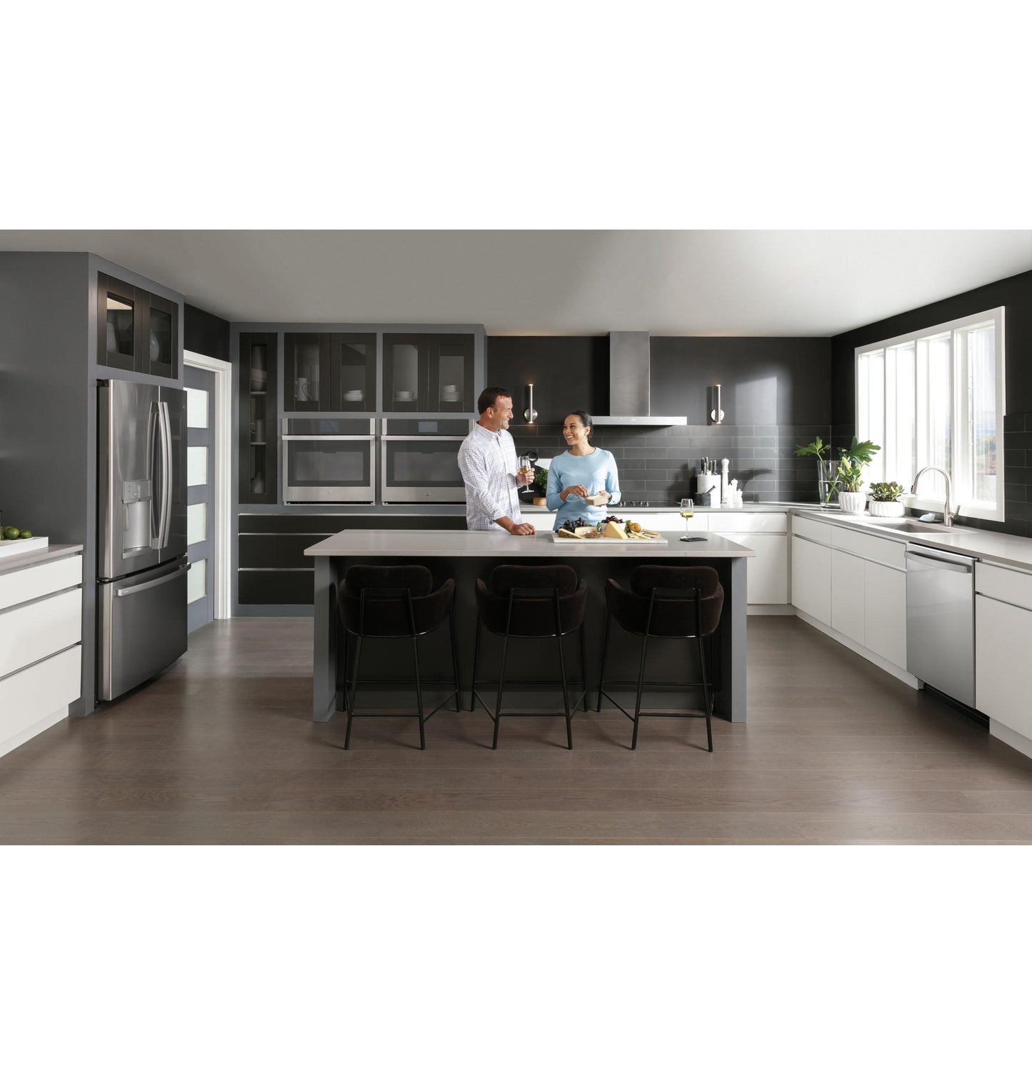 PKS7000SNSS GE Profile™ 27 Smart Built-In Convection Single Wall Oven